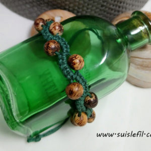 green macrame bracelet